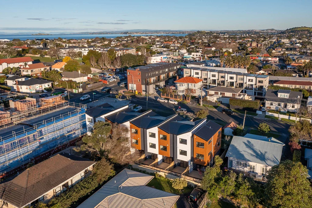 Belmont 3房  Precise on Lake – Modern Terraced Homes in Belmont