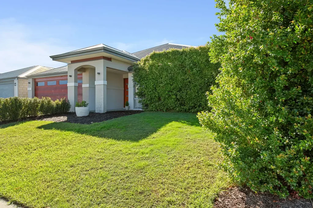 7 Badham Way, Ellenbrook, WA 6069