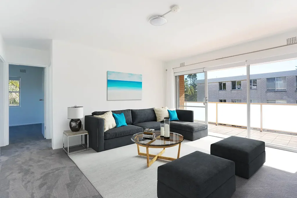 BEAUTIFULLY RENOVATED APARTMENT CLOSE TO THE BEACH!