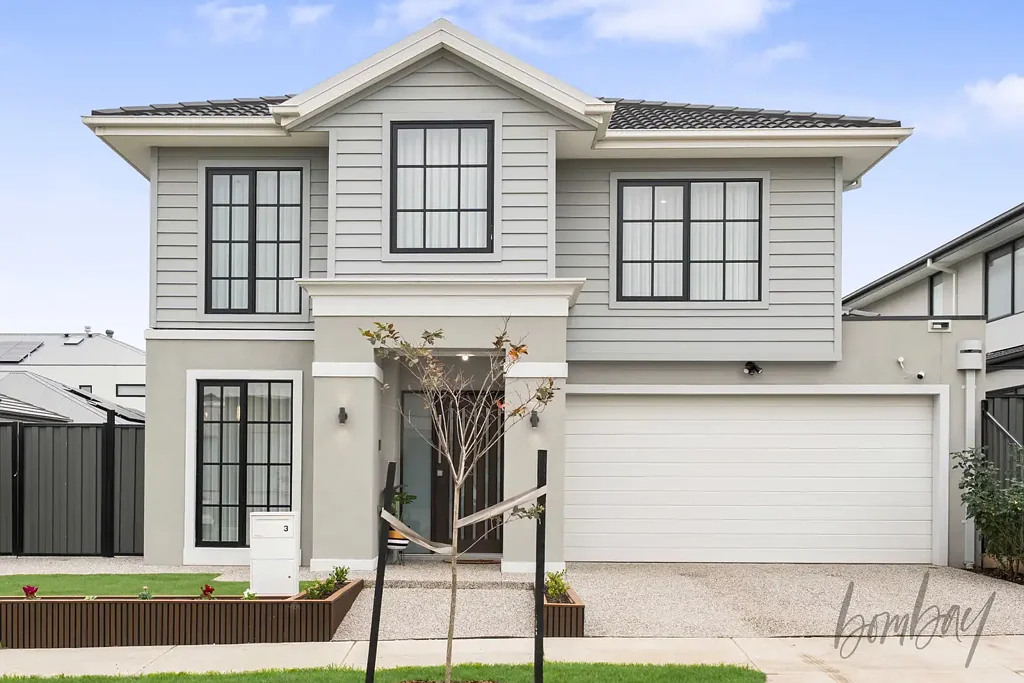 Kalkallo 5 Bedroom 1-Year-Old Carlisle Home with Stunning Hampton Façade  East Facing..!!!