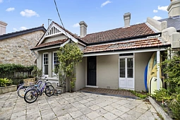 160 Pittwater Road, Manly