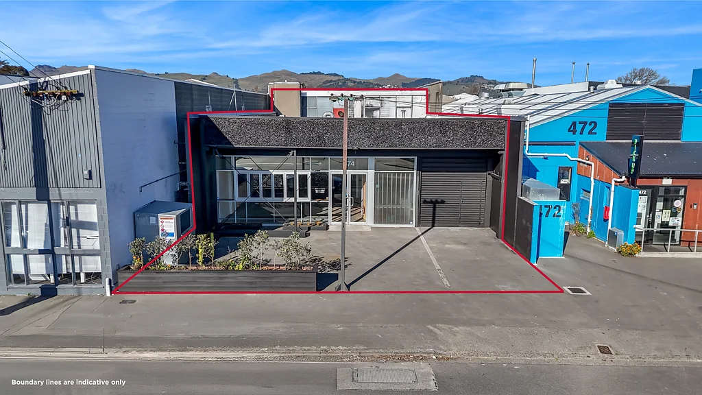 Phillipstown Versatile showroom and warehouse
