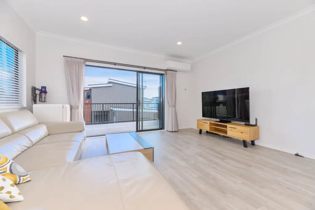 New Lynn 3房  Stylish. Secure. Spacious.