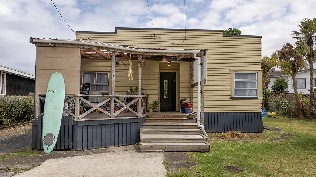 55 Wainui Road (Available long term)