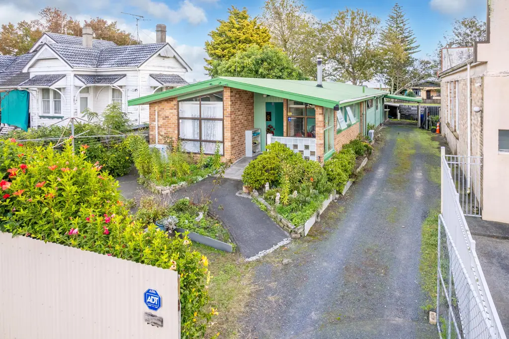 Huntly 4 Bedroom Solid and spacious with future possibilities