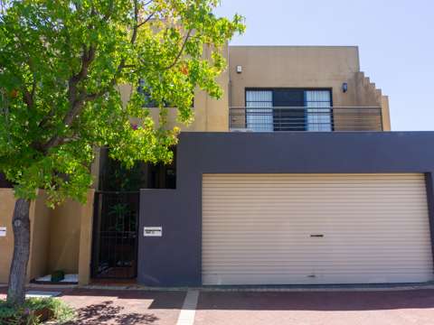 Stunning 2 Bed TownHouse