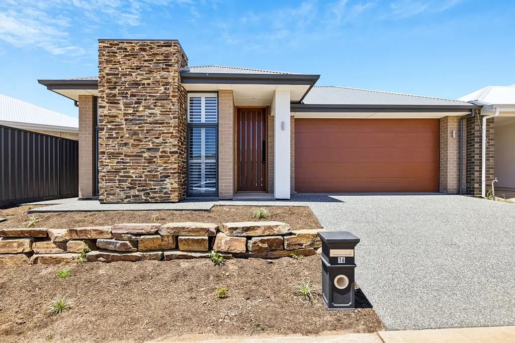 16 Fig Street, Mount Barker, SA 5251