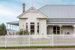 56 Parker Crescent, Berry