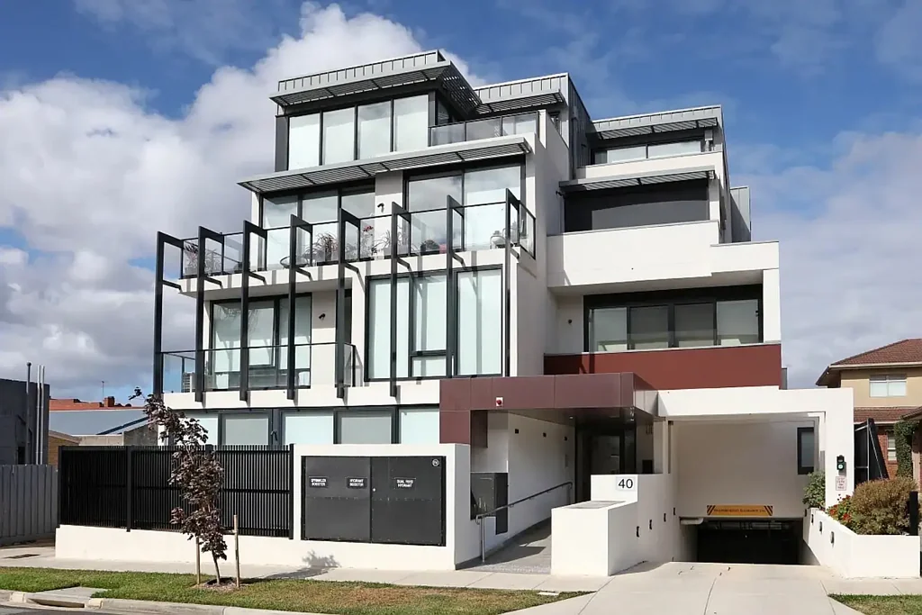 Modern Two-Bedroom Apartment in the Heart of Bentleigh