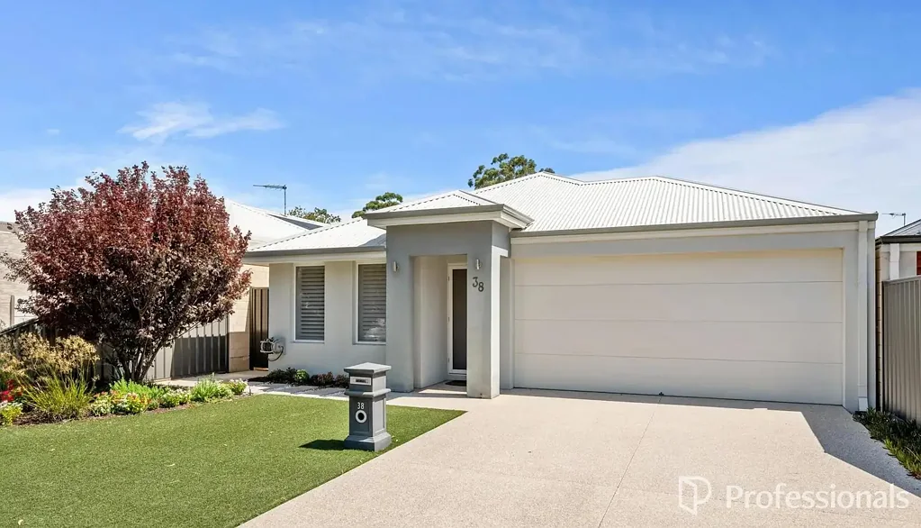 38 Beroona Way, Cockburn Central, WA 6164