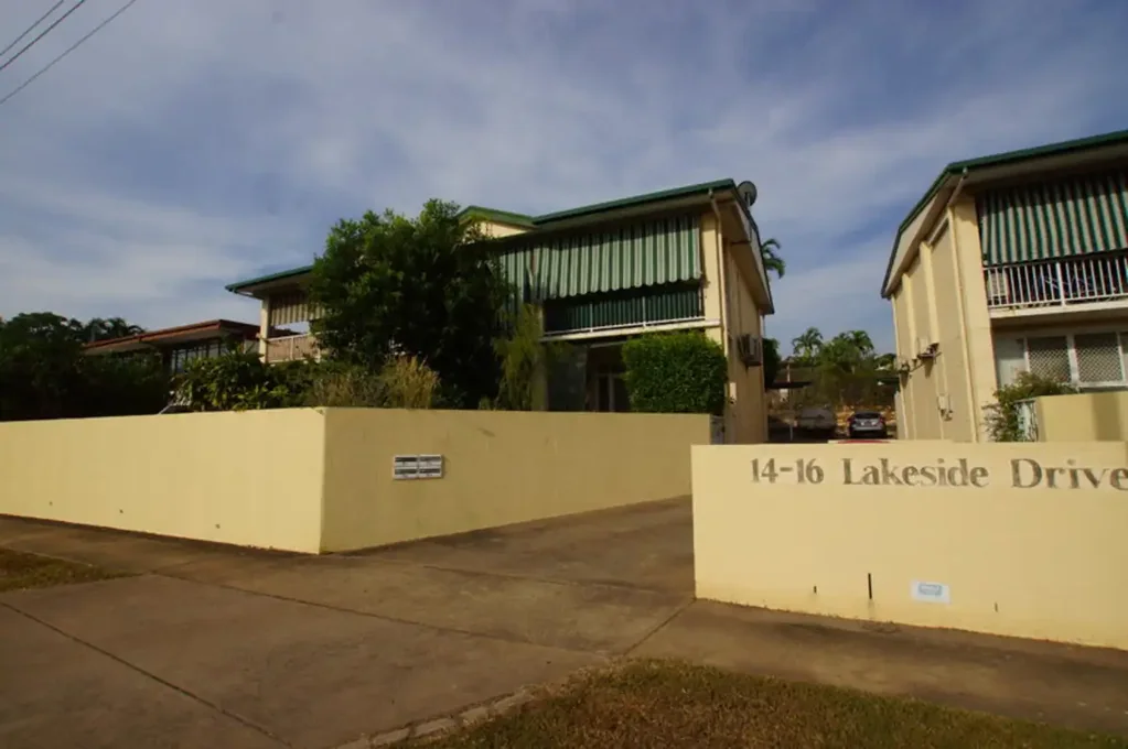 PERECTLY LOCATED UNIT WITH YARD!