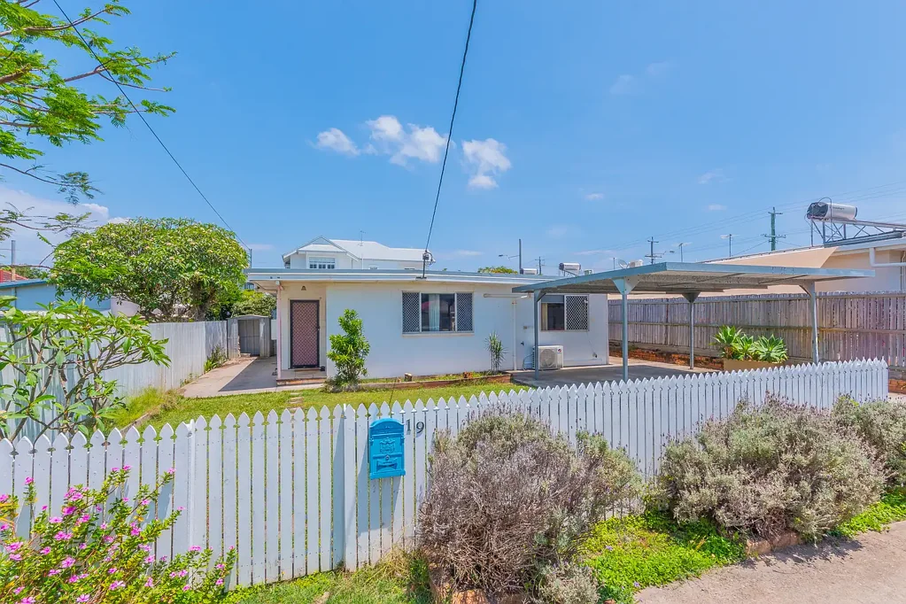 Scarborough Home in a Premium Lifestyle Location !