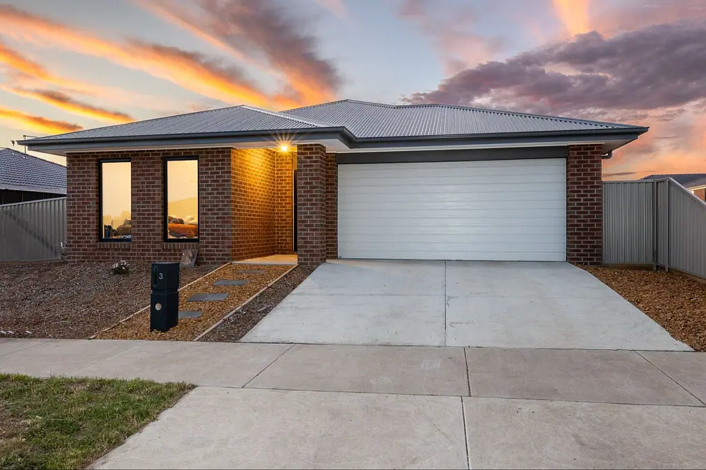 3 Bluegrass Way, Winter Valley, VIC 3358