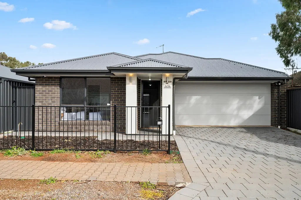 Smithfield Plains 3 Bedroom Contemporary Comfort Meets Everyday Convenience