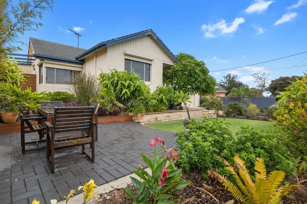 12 Brodie Crescent, Christies Beach, SA 5165