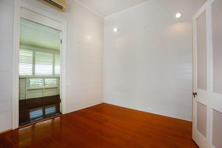 20 LAMINGTON RD, WEST END QLD 4810, 0房, 0浴, House