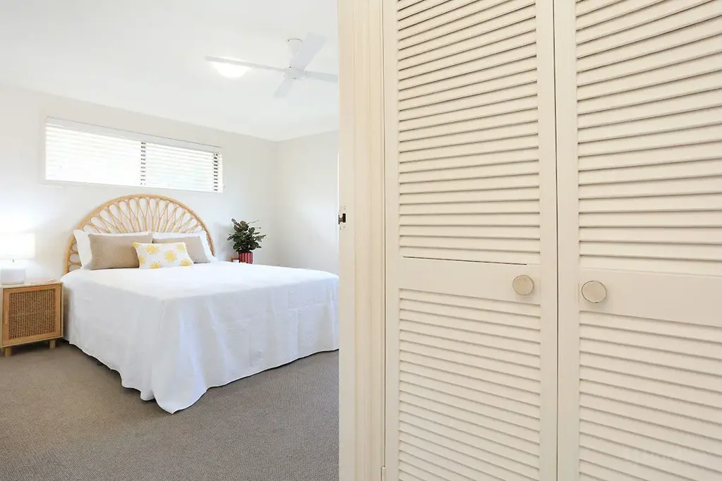 Labrador 2ห้องนอน Bright & Spacious Home, Move in Ready with no Body Corporate Fee