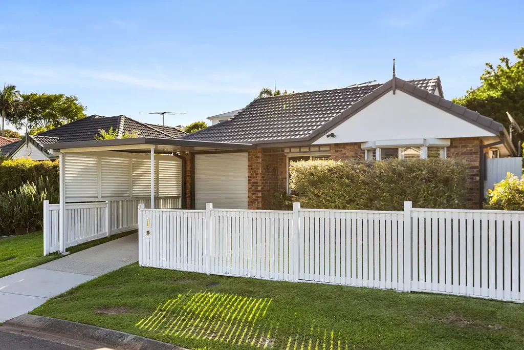 9 Saint Lawrence Street, Wavell Heights, QLD 4012