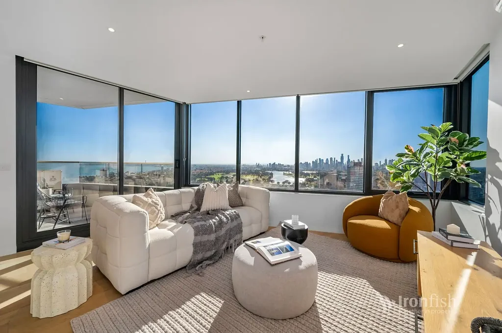 St Kilda 2ห้องนอน Unparalleled Views & Resort-style Living!