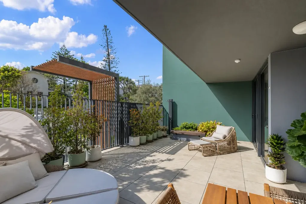 Buddina 3房  PRIME BUDDINA OPPORTUNITY - SOUGHT AFTER 'BEACHFRONT' DEVELOPMENT!