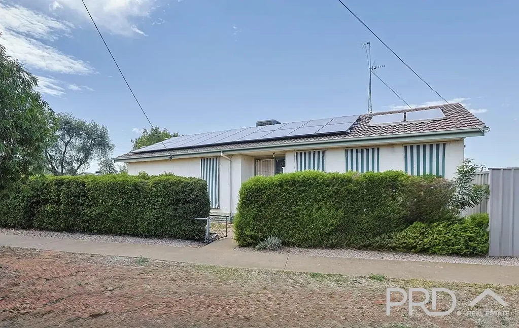 3 Bedroom Family Home with Shed & Rear Access