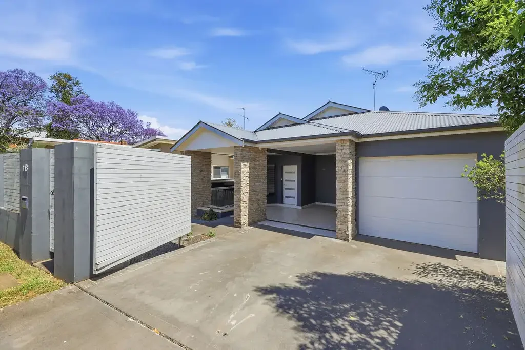 4 Bedroom Rarity in Windsor