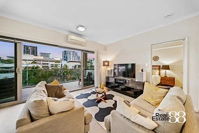 20/180 Stirling Street, Perth, WA 6000, 2 Bedrooms, 2 Bathrooms, Apartment
