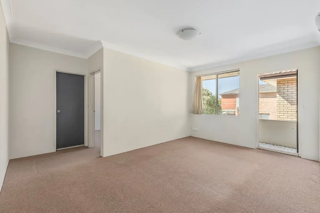 1 Bedroom Unit Conveniently located