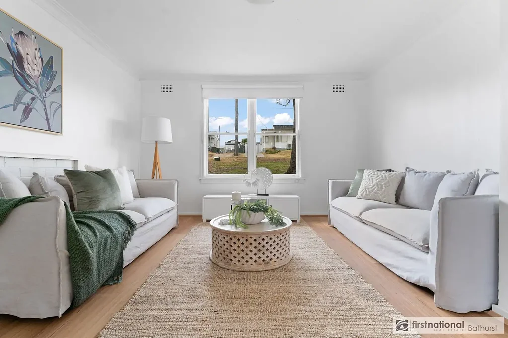 Modern & Spacious 4-Bedroom Home