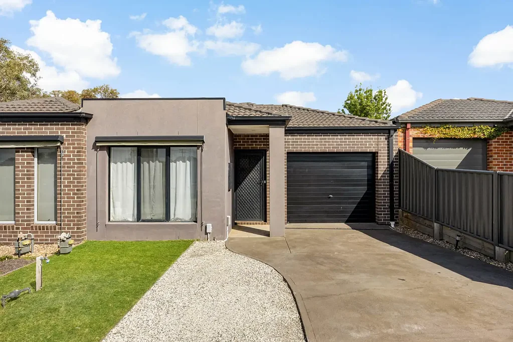 Sunbury 3બેડરૂમ Streamlined, Comfortable, and Conveniently Placed