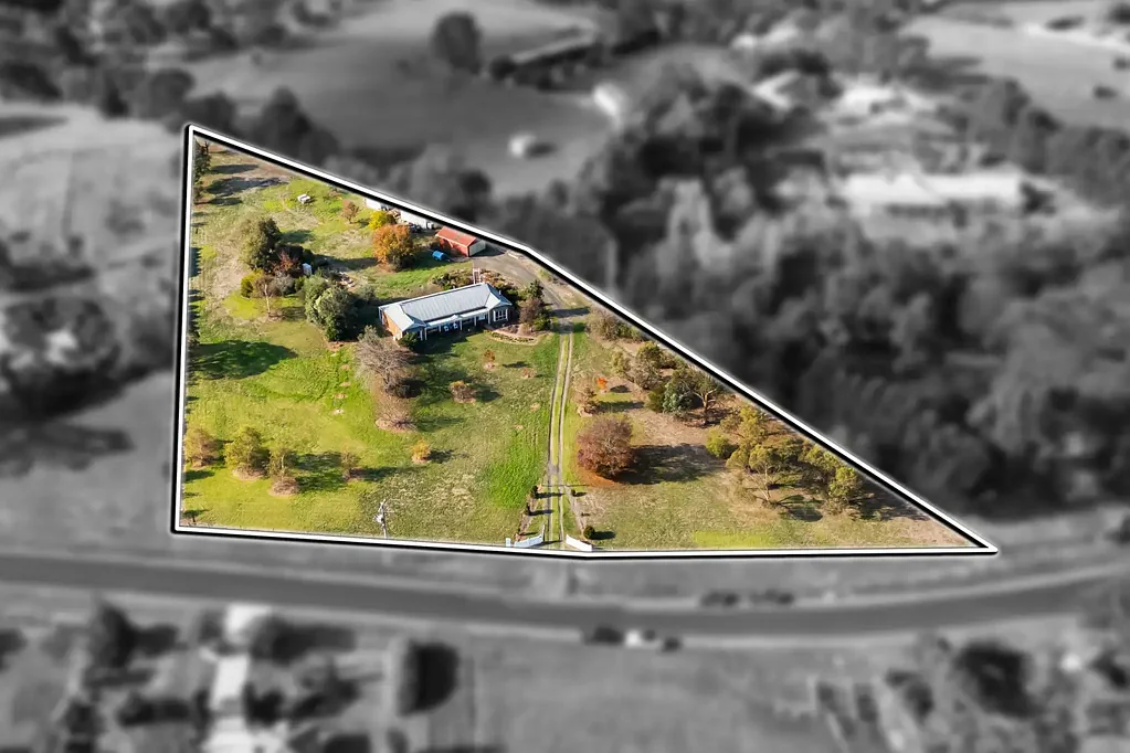 Hazelwood North 4 Bedroom Family Living Meets Country Charm
