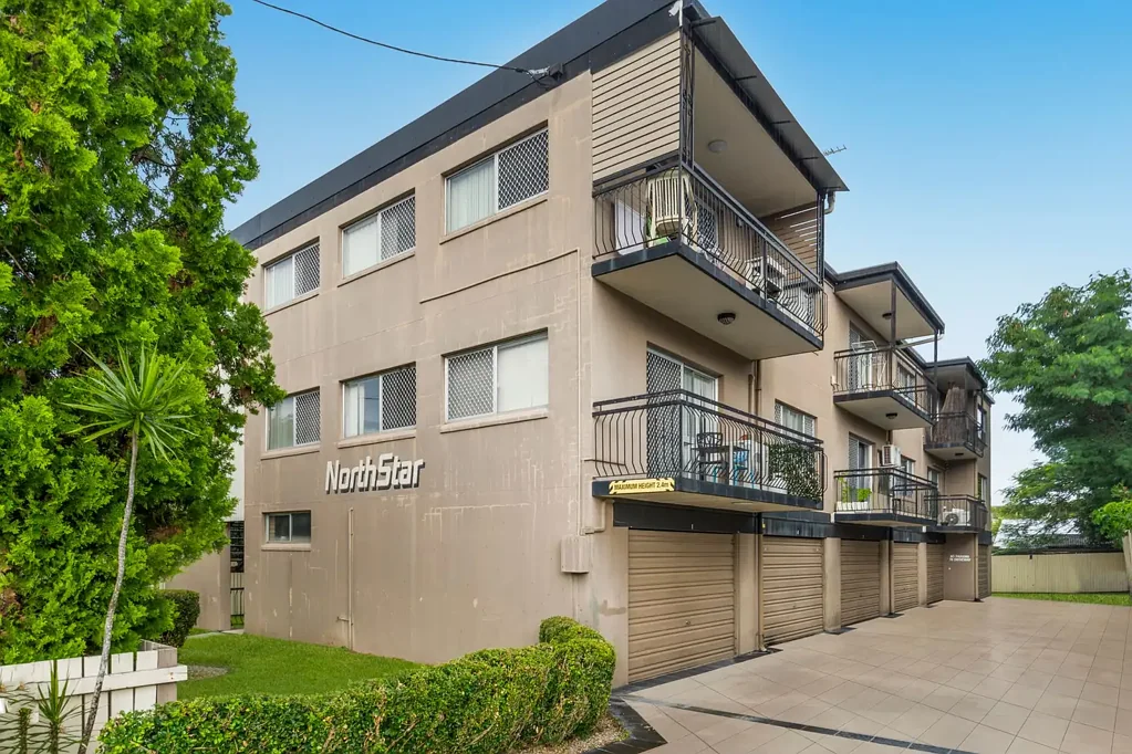 Northgate 3Moenga Corner Aspect, Leafy Outlook located In a Quiet Street