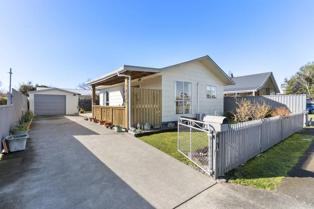 Carterton 2房  Cute Easy-Care Home