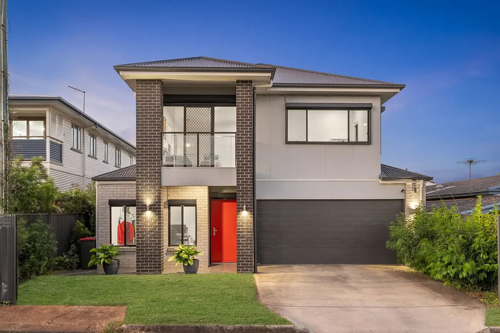 8 Higlett Street, Scarborough, QLD 4020