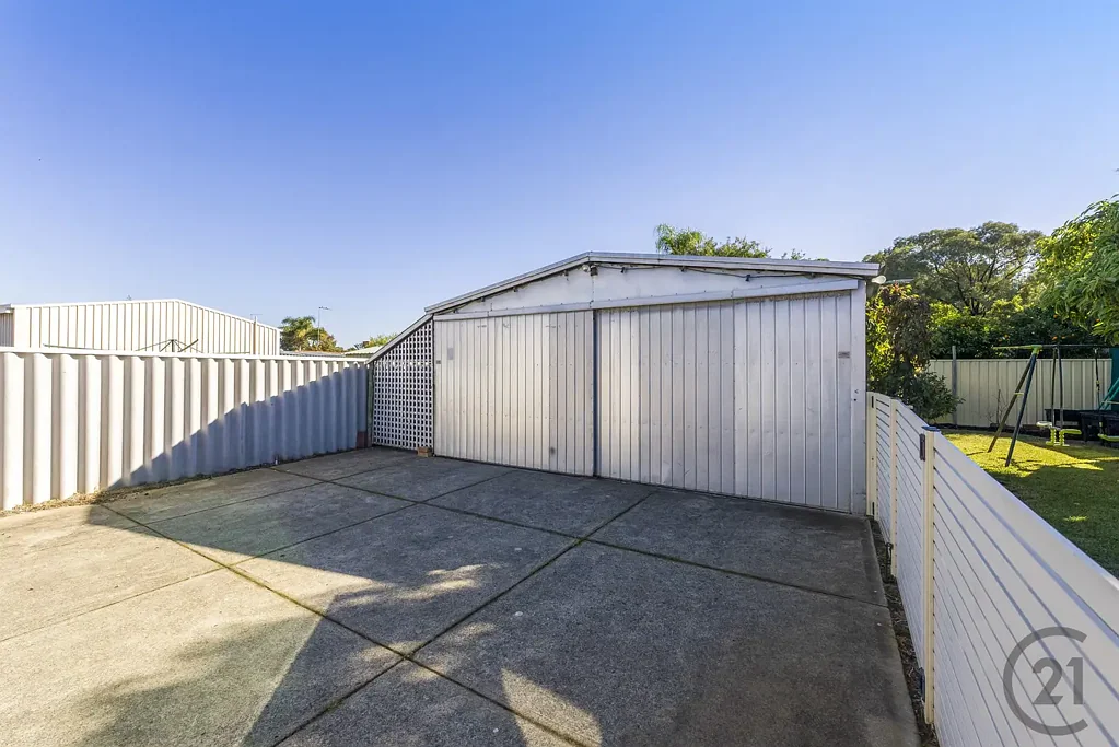 2 Lydia Place, Greenfields, WA 6210