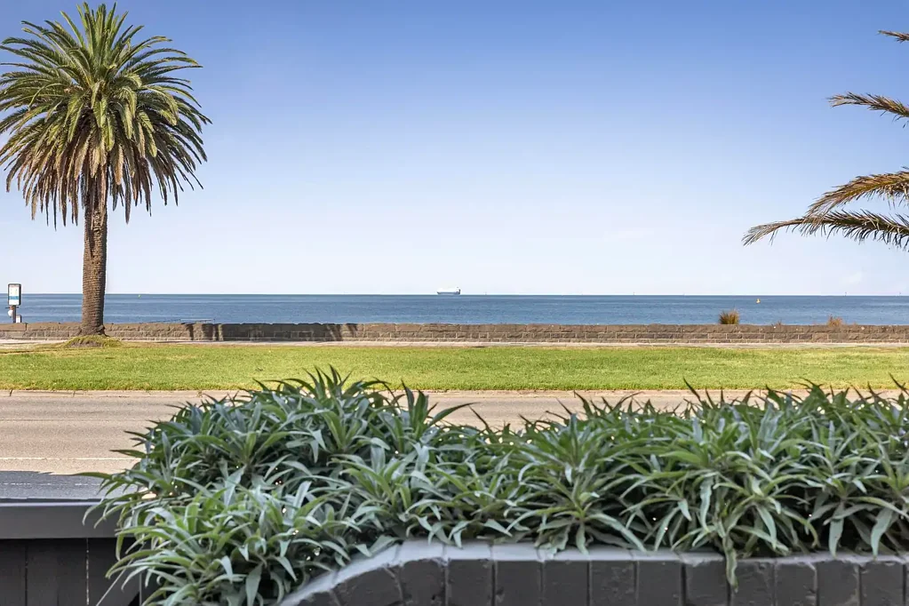 2/267 Beaconsfield Parade, Middle Park, VIC 3206