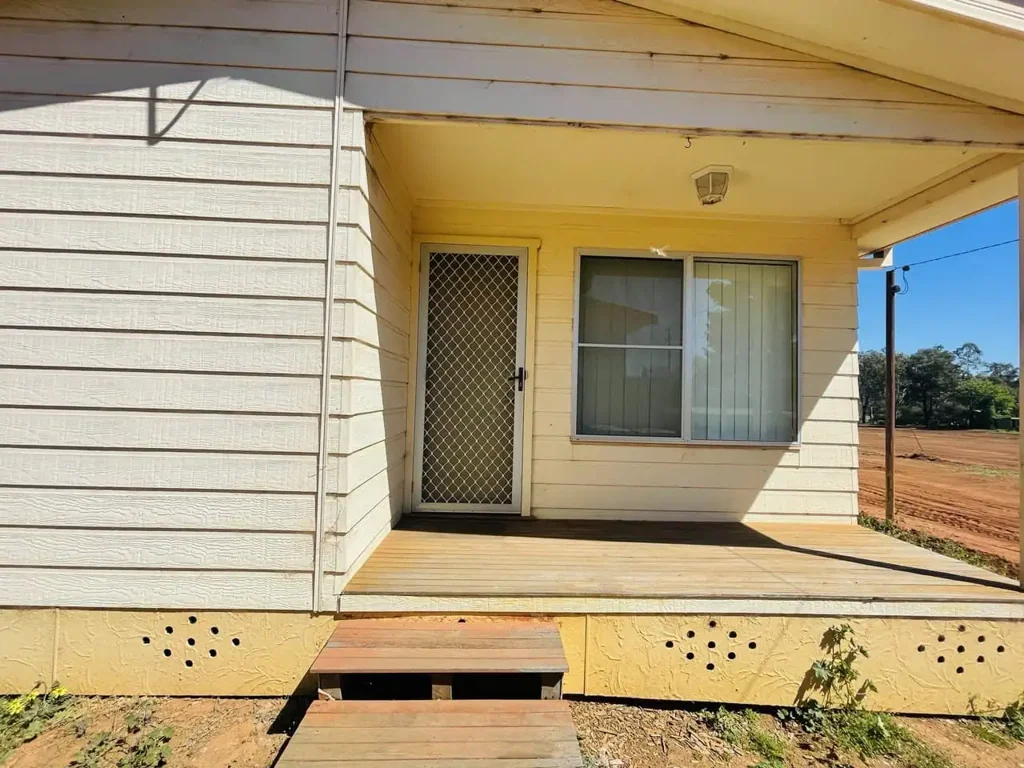 Ray White Condobolin - 02 6895 3364