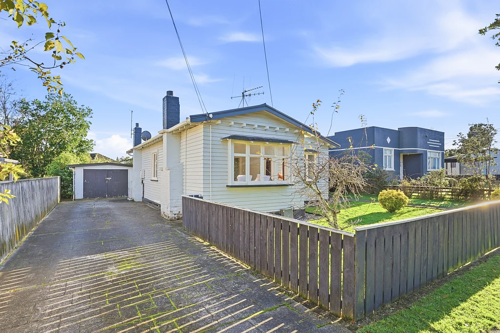 Durie Hill 3 Bedroom Character, comfort and exceptional value.