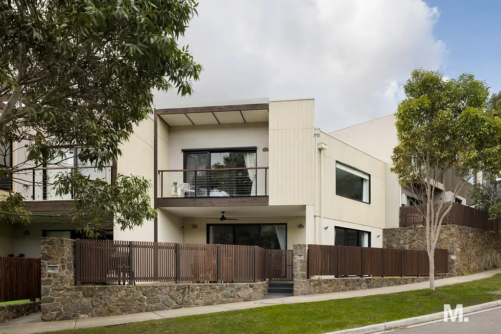 88 Valley Lake Boulevard, Keilor East, VIC 3033