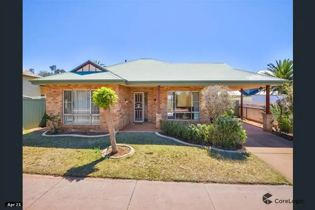 Location/Lifestyle/Live in comfort!