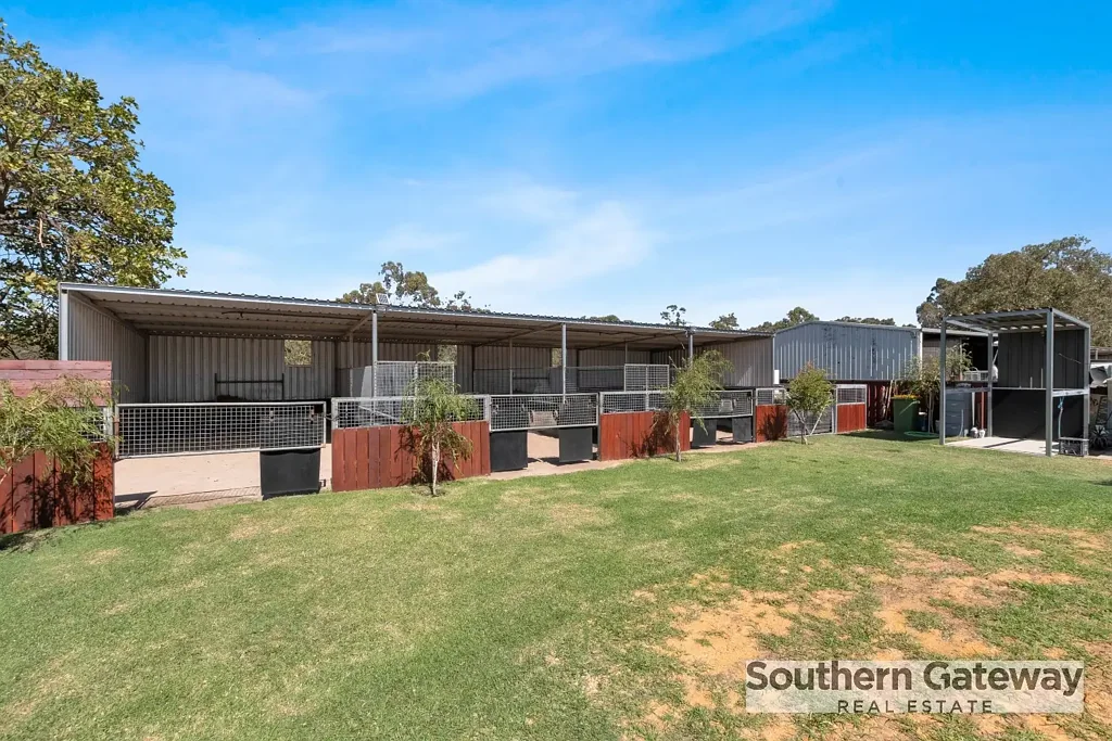 12 Racecourse Road, Pinjarra, WA 6208