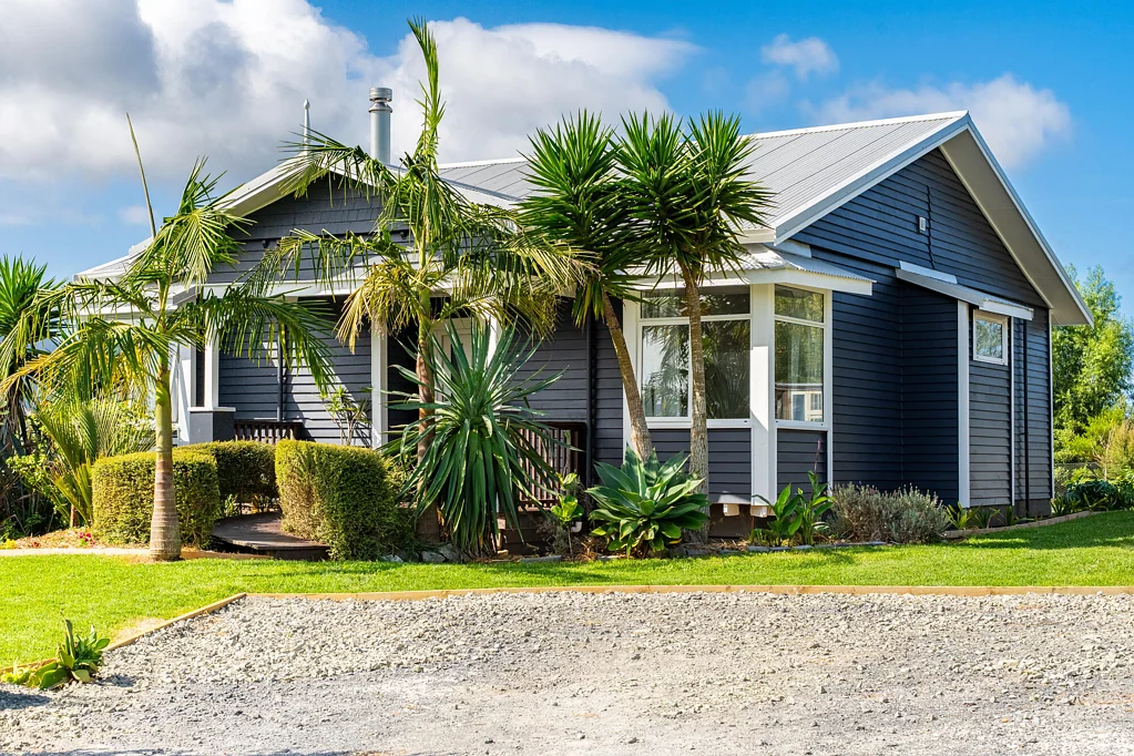 Mangawhai 3 Slaapkamer A masterfully renovated countryside residence