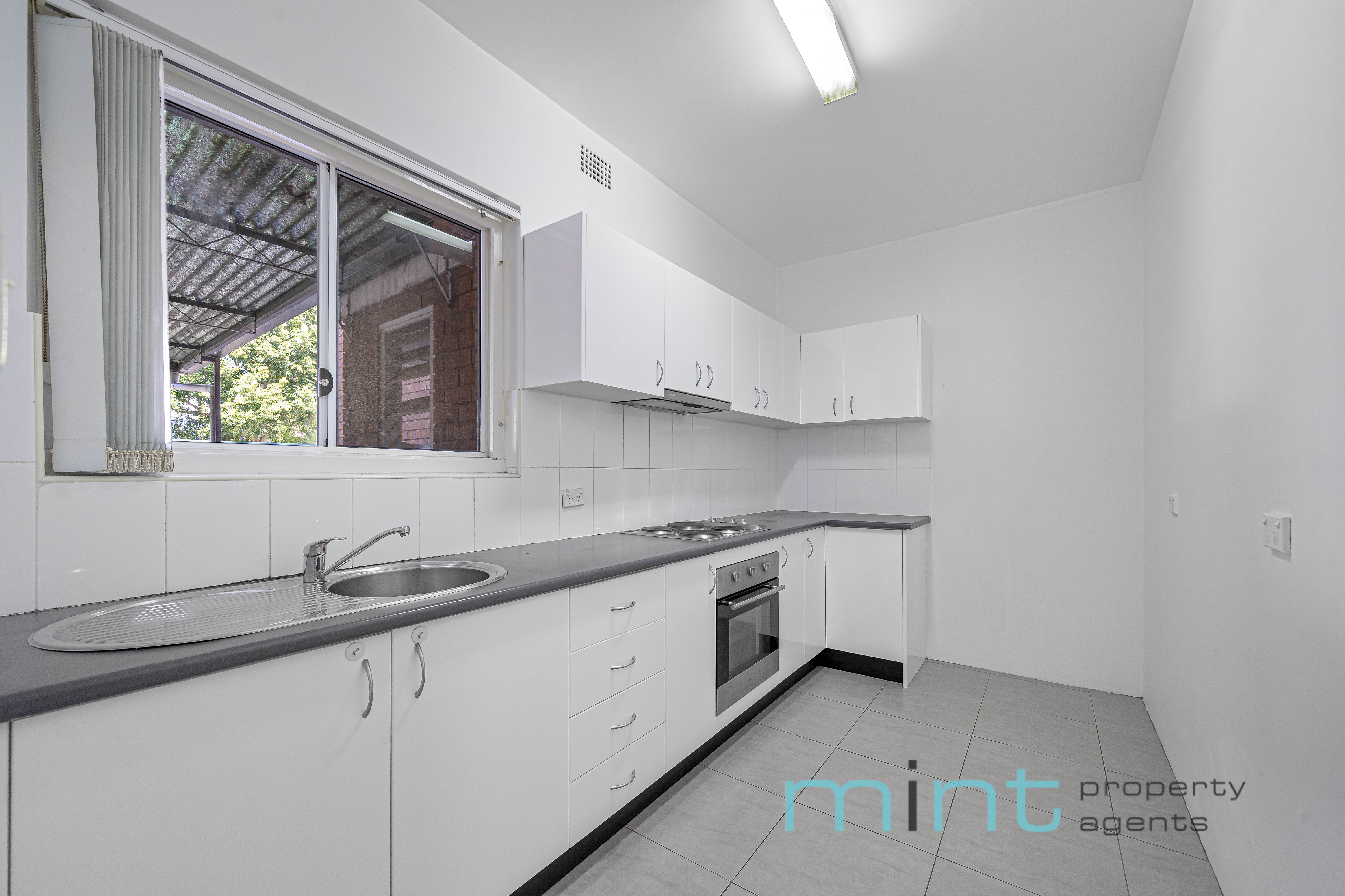 UNIT 4 52 LINCOLN ST, BELFIELD NSW 2191, 0房, 0浴, Unit