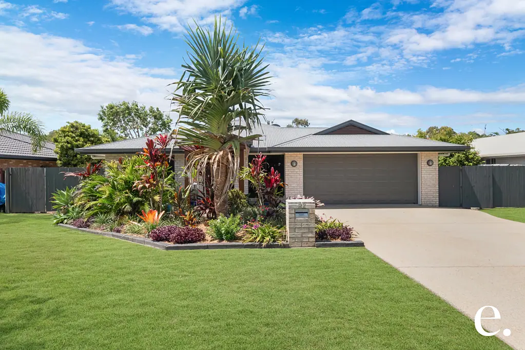 22 Red Emperor Way, Lammermoor, QLD 4703