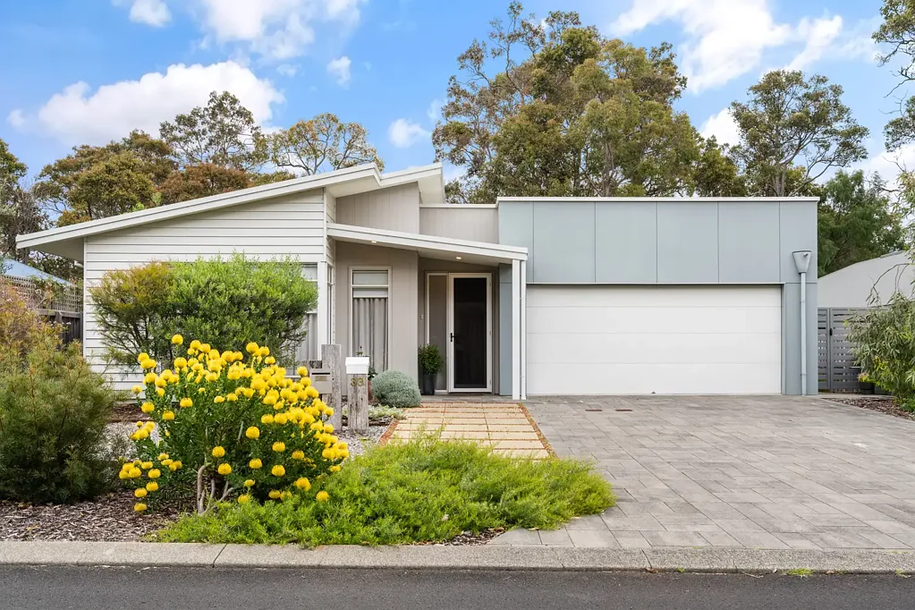 Margaret River 4ਬੈੱਡਰੂਮ Serene Modern Living Near Town, Trails, and the Coast