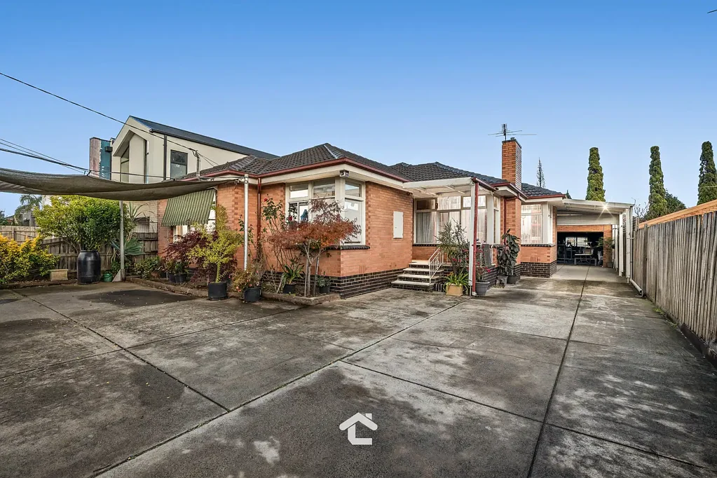 Forest Hill 5Zimmer Discover the convenience with this substantial family home