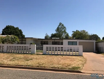 9 Jacobsen Crescent, Mount Isa, QLD 4825, 4 રૂમ, 1 બાથરૂમ, House