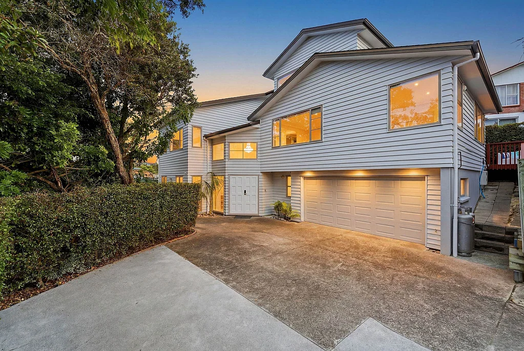 Forrest Hill 5Habitaciones Exceptional Supersized Home – Westlake Zone