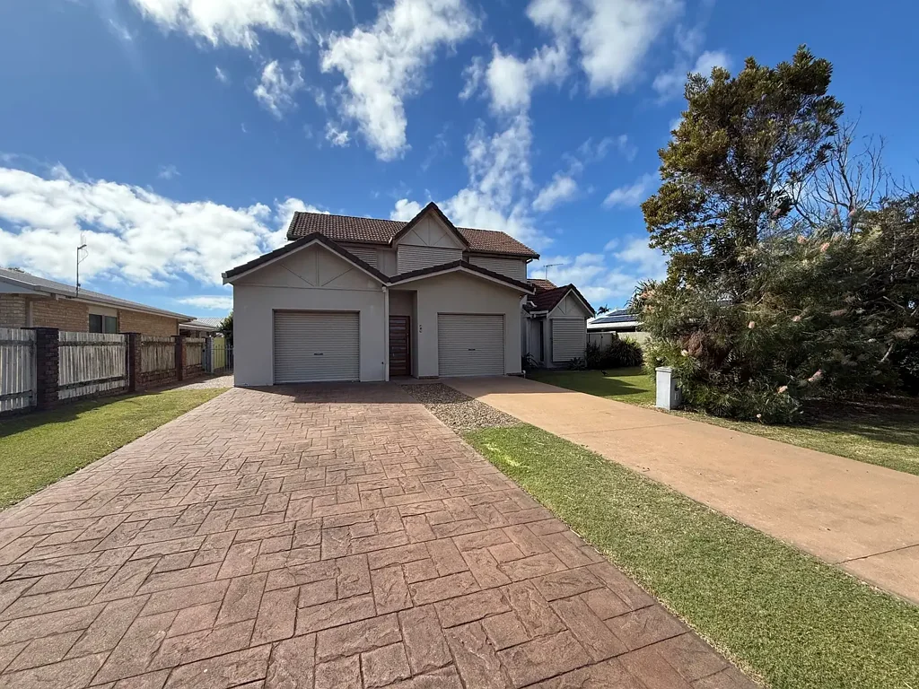 Spacious Family Living with Poolside Paradise in the Heart of Bargara