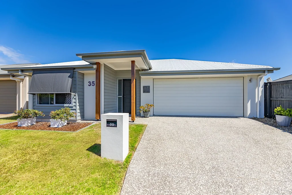 Burpengary East 4房  Fresh and Inviting!